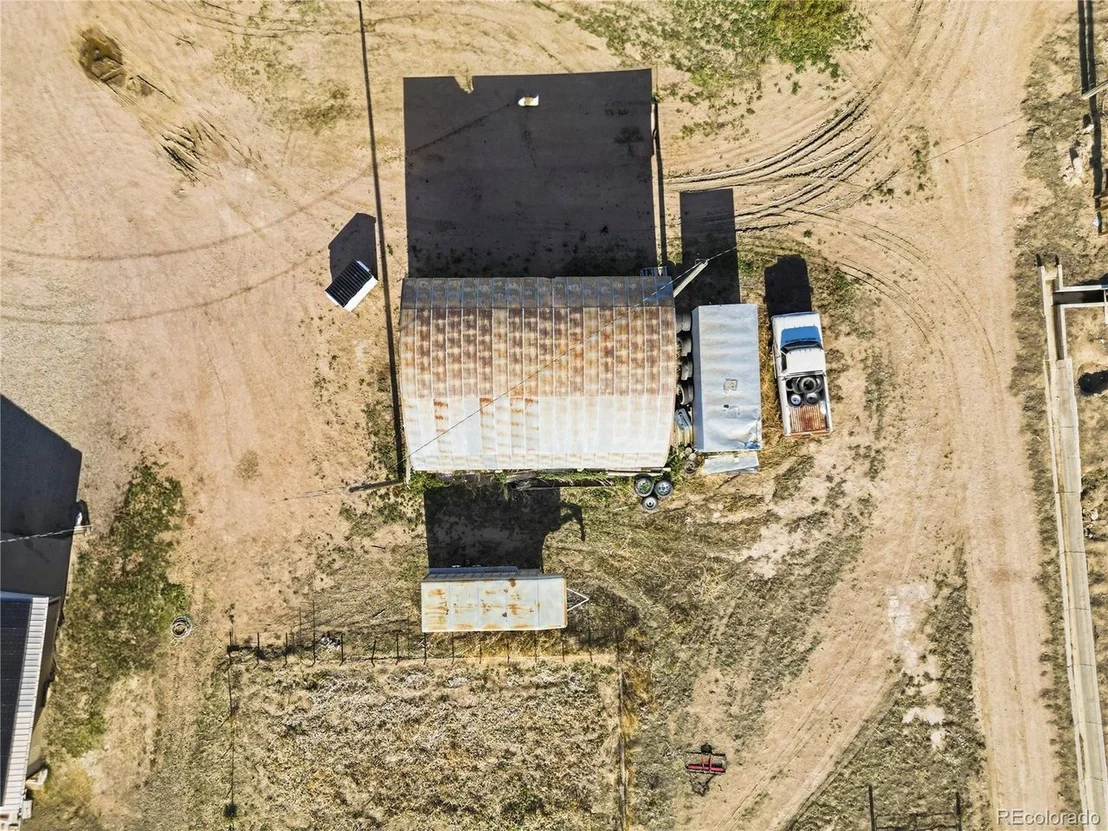 Photo of 40527 County Road 37