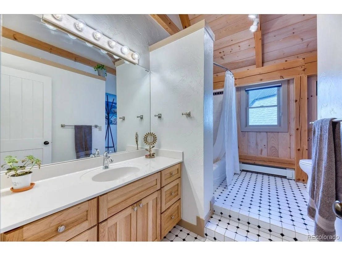 Photo of 1057 Reed Ranch Rd