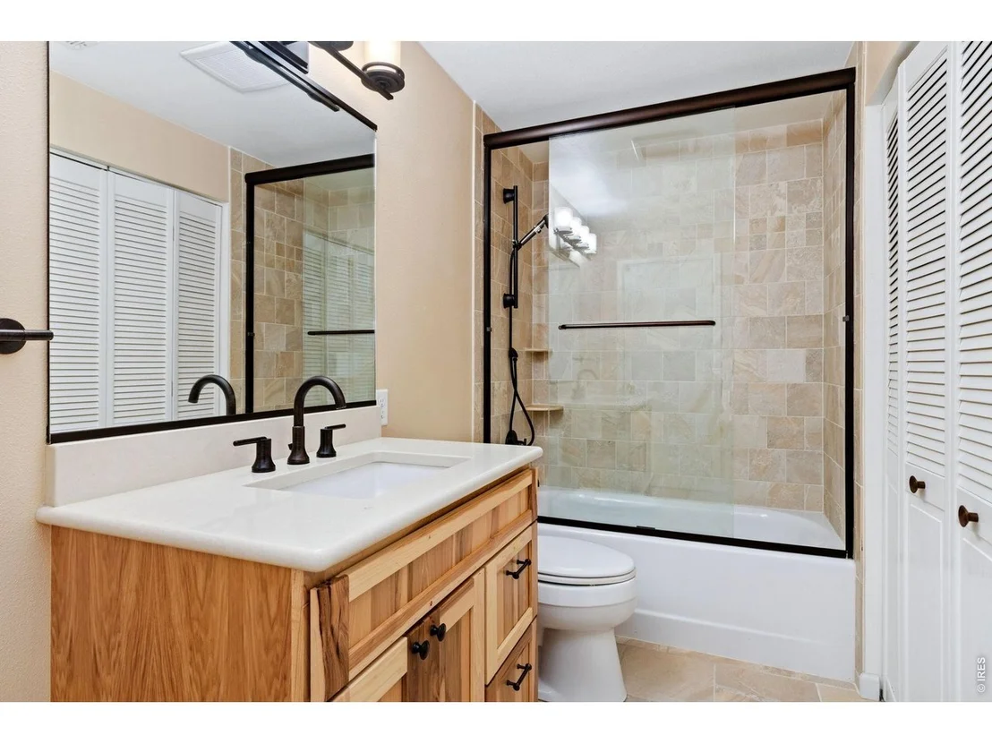 Photo of 1562 Faraday Cir