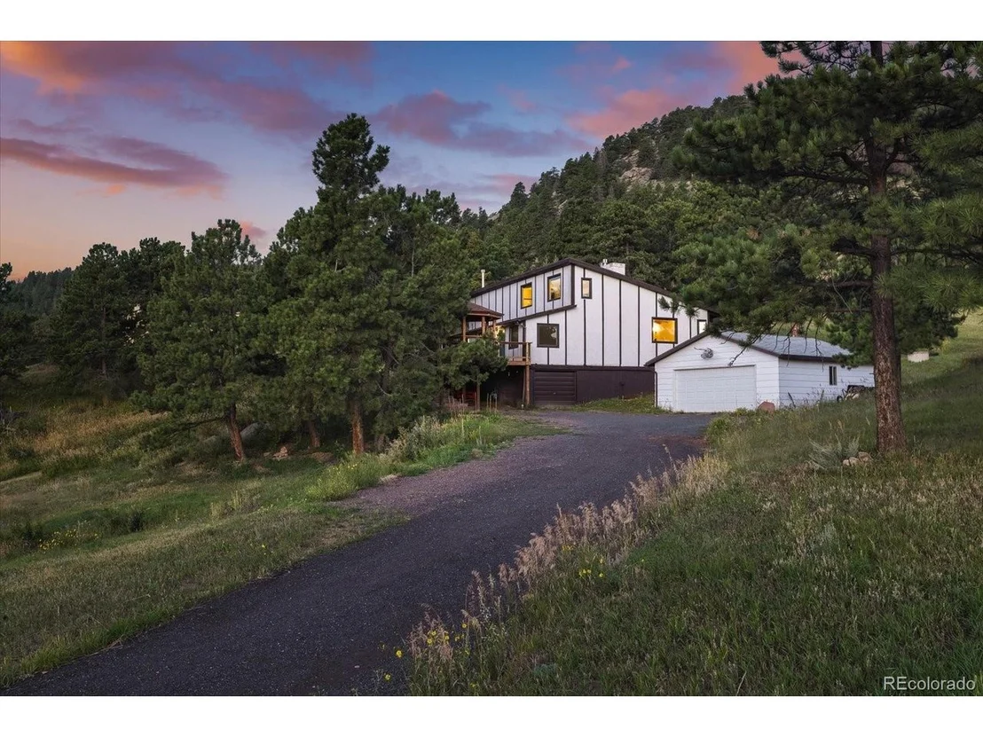 Photo of 11017 Circle Dr