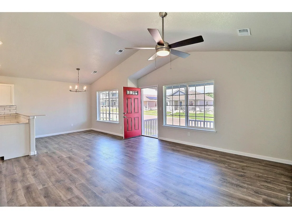 Photo of 4327 Primrose Ln