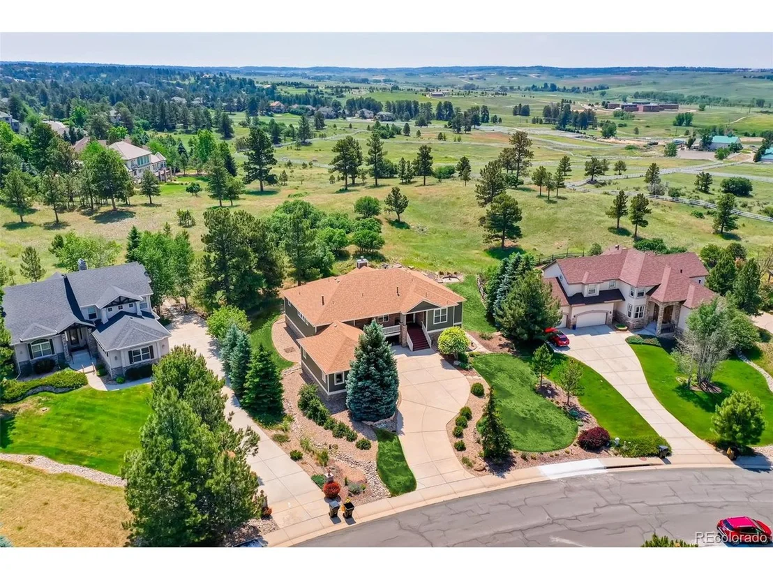 Photo of 7589 Nuthatch Cir