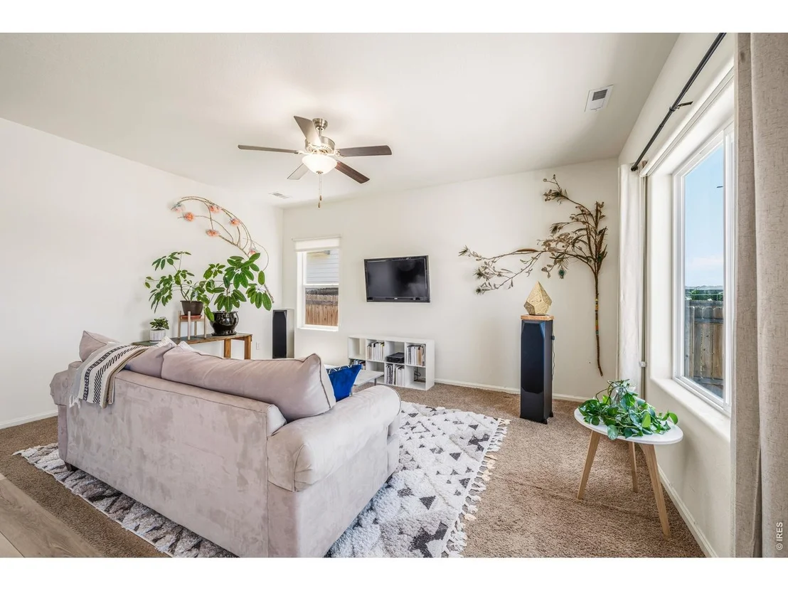 Photo of 7243 Aspen Brook Ave
