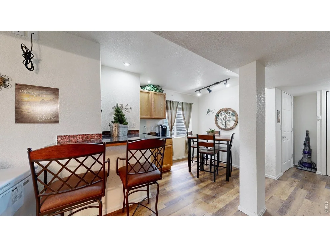 Photo of 7586 Triangle Dr