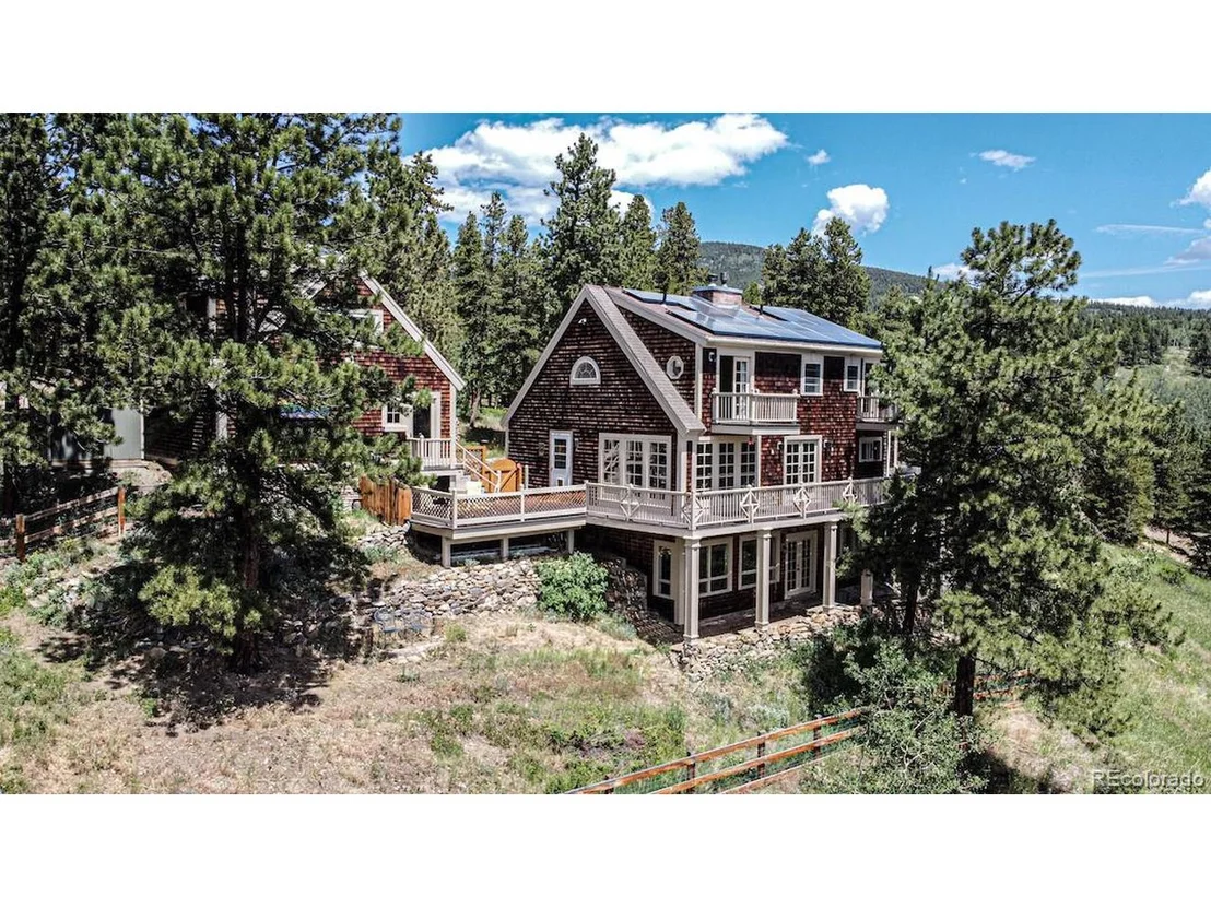 Photo of 160 Foxtail Cir