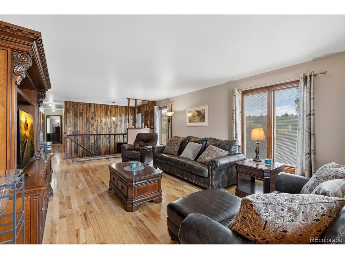 Photo of 886 Coronado Dr