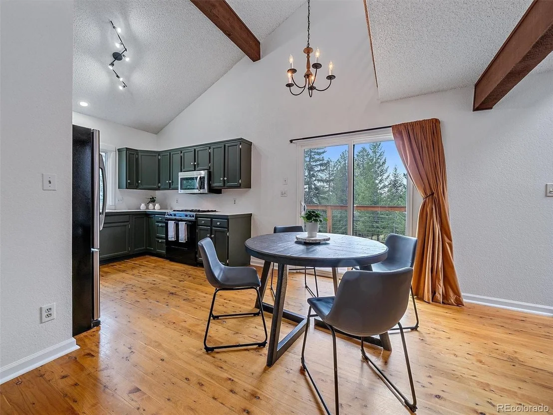 Photo of 254 Juniper Ln
