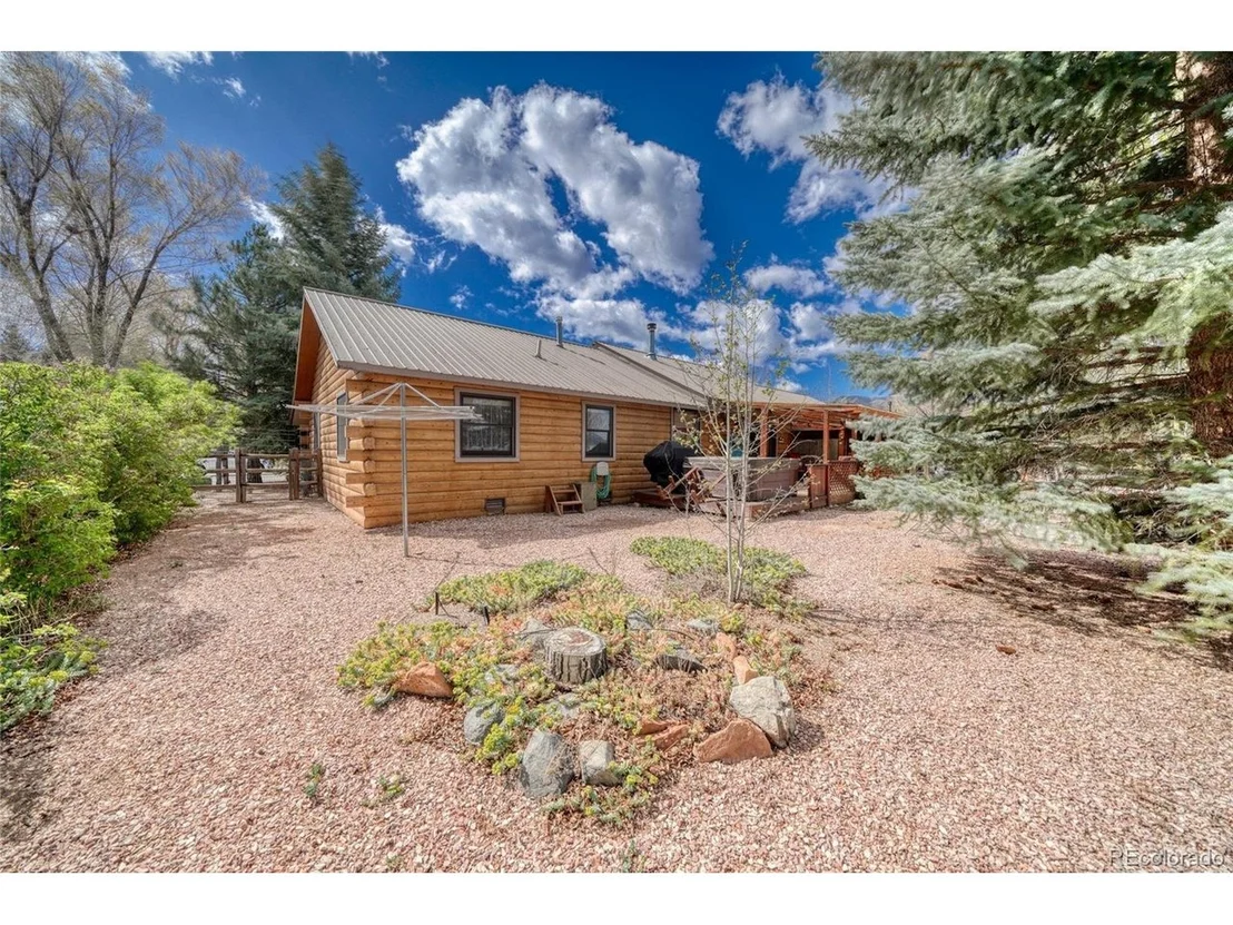 Photo of 1322 Angelview Cir