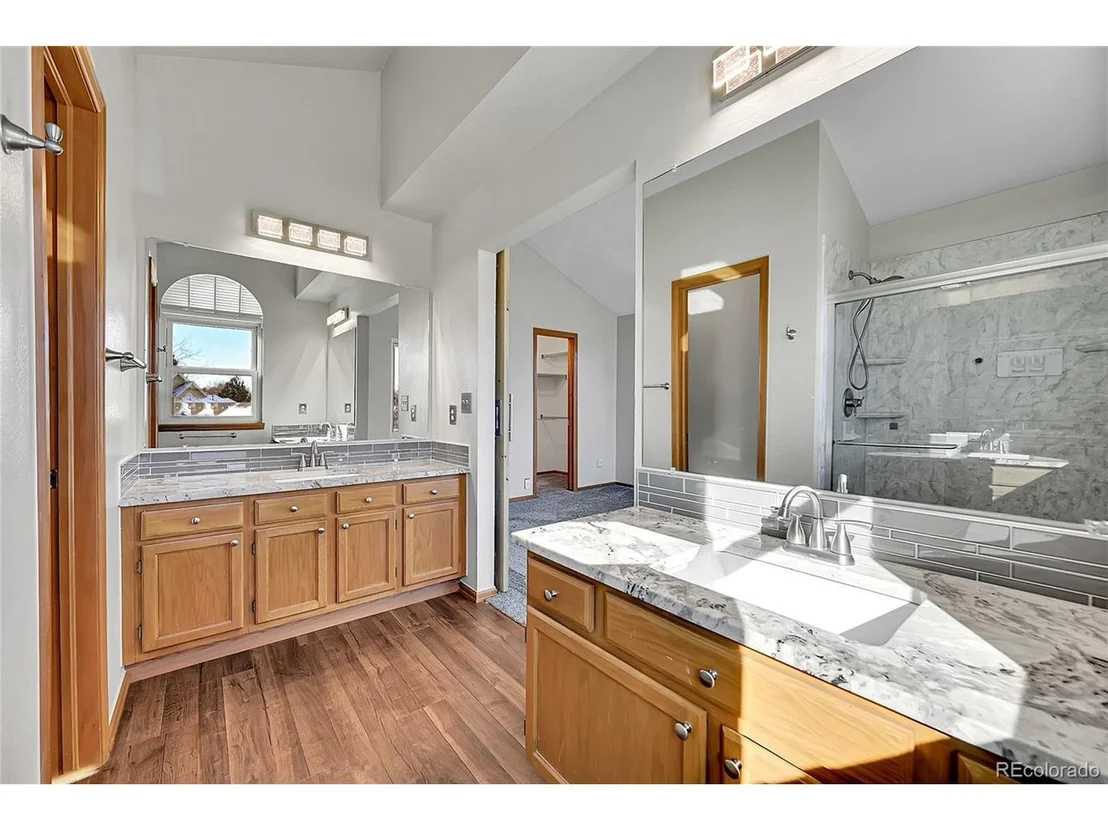 Photo of 6541 Devinney Ct