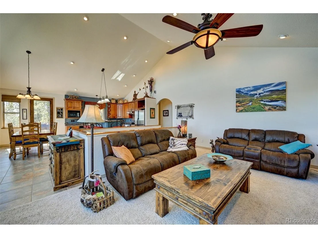 Photo of 1136 Bellows Rd