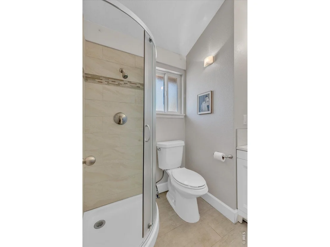 Photo of 1490 Chambers Dr