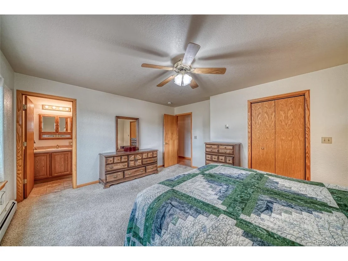 Photo of 1 Silver Spruce Dr