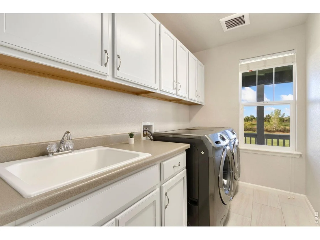 Photo of 352 Baja Dr