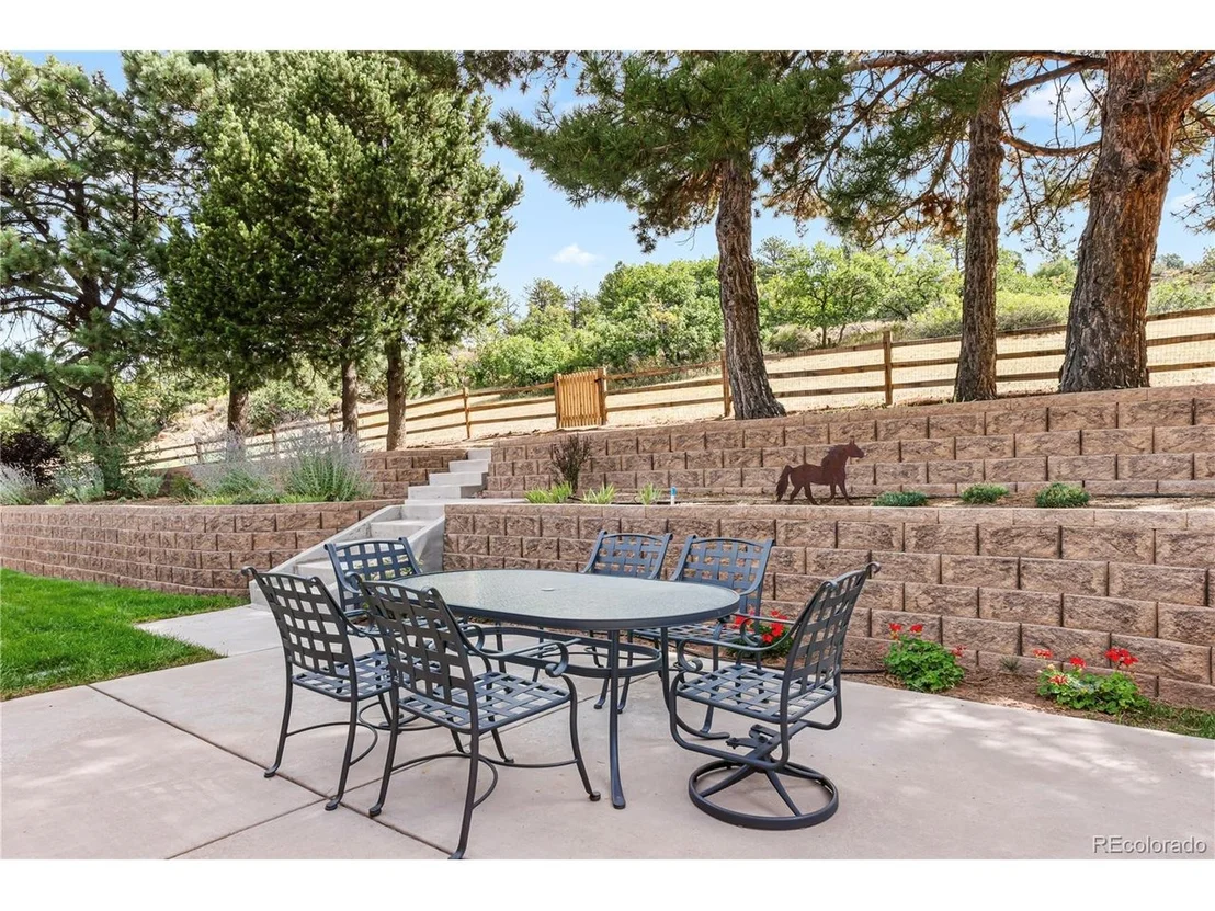 Photo of 5590 Crestbrook Dr