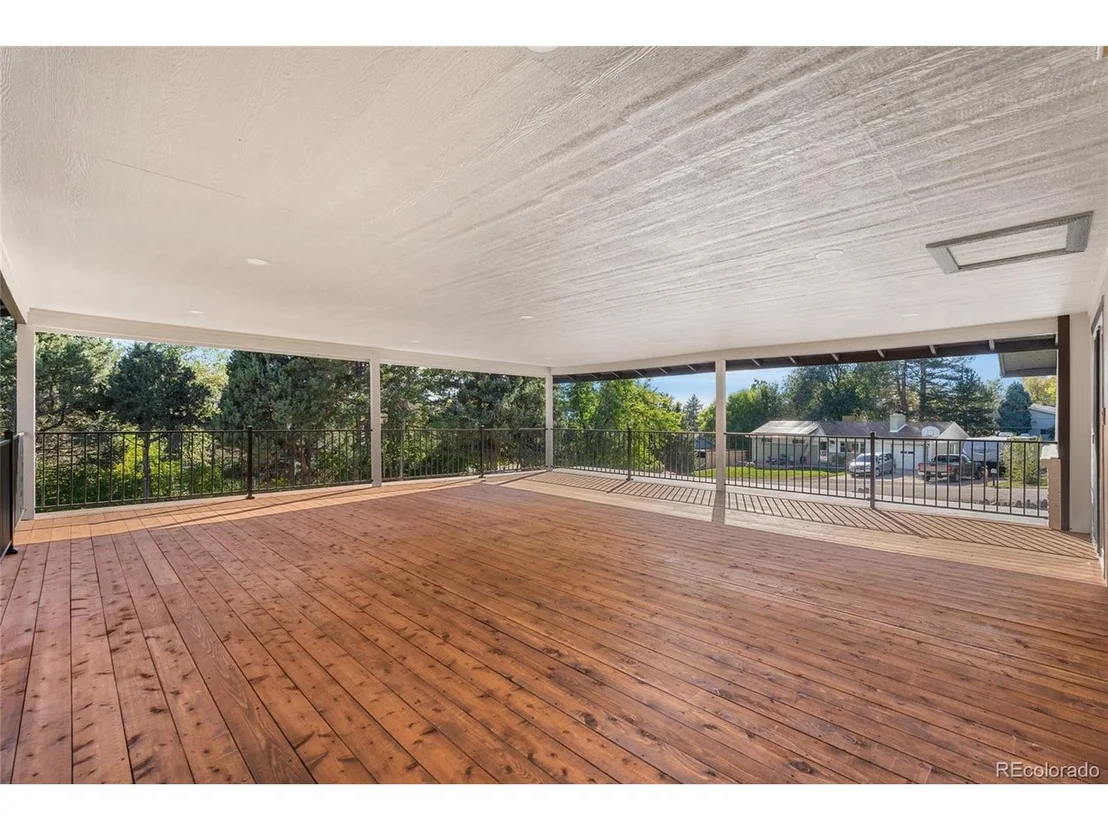 Photo of 7350 Field St