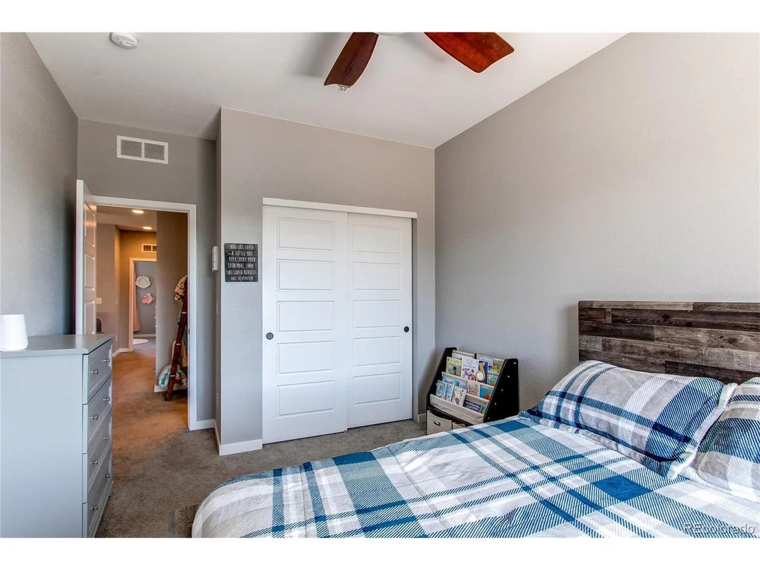 Photo of 2 Equinox Cir