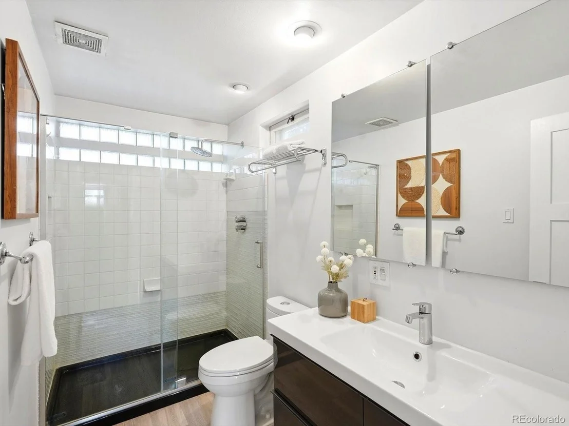 Photo of 2465 Stuart Ct