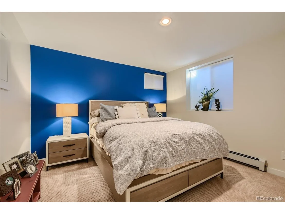 Photo of 161 3rd Ave