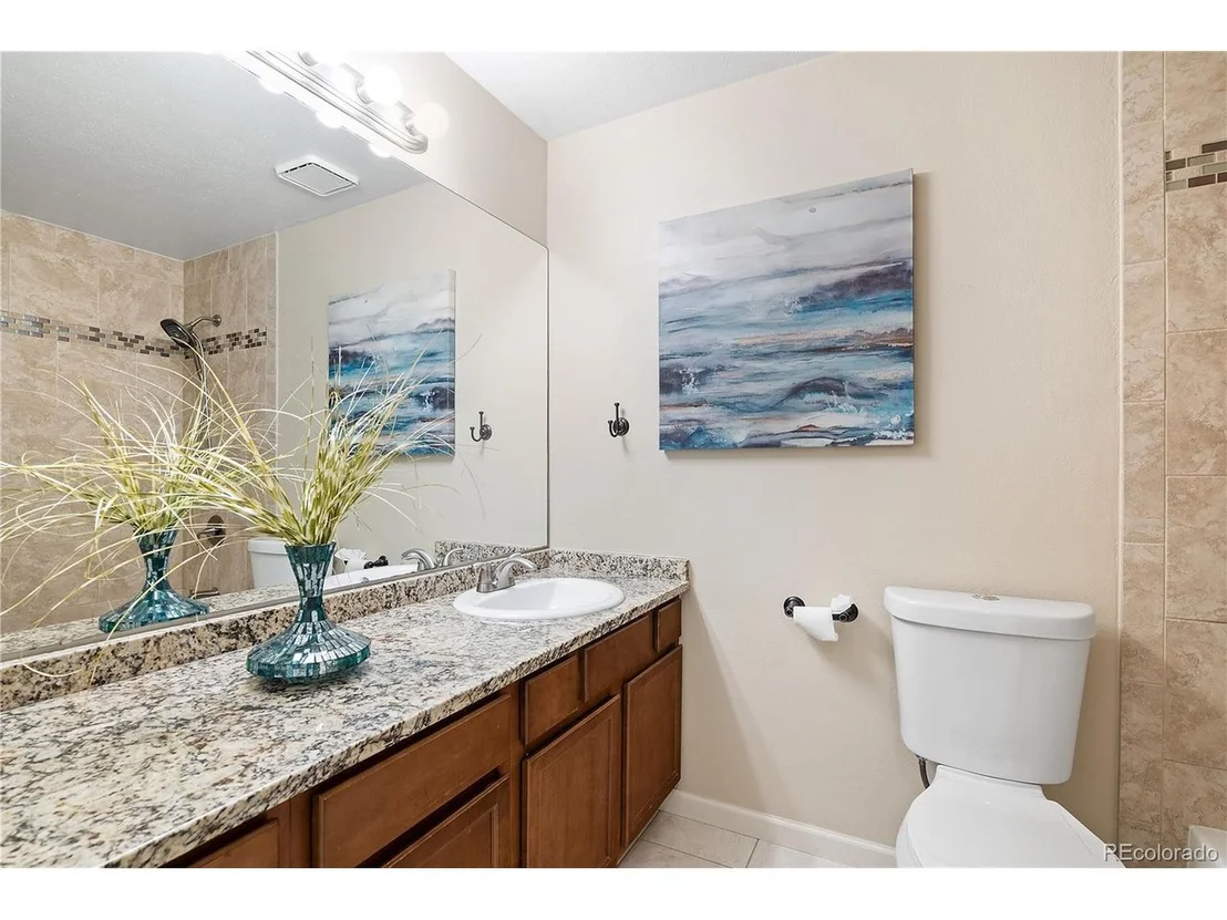 Photo of 7390 Devinney Ct