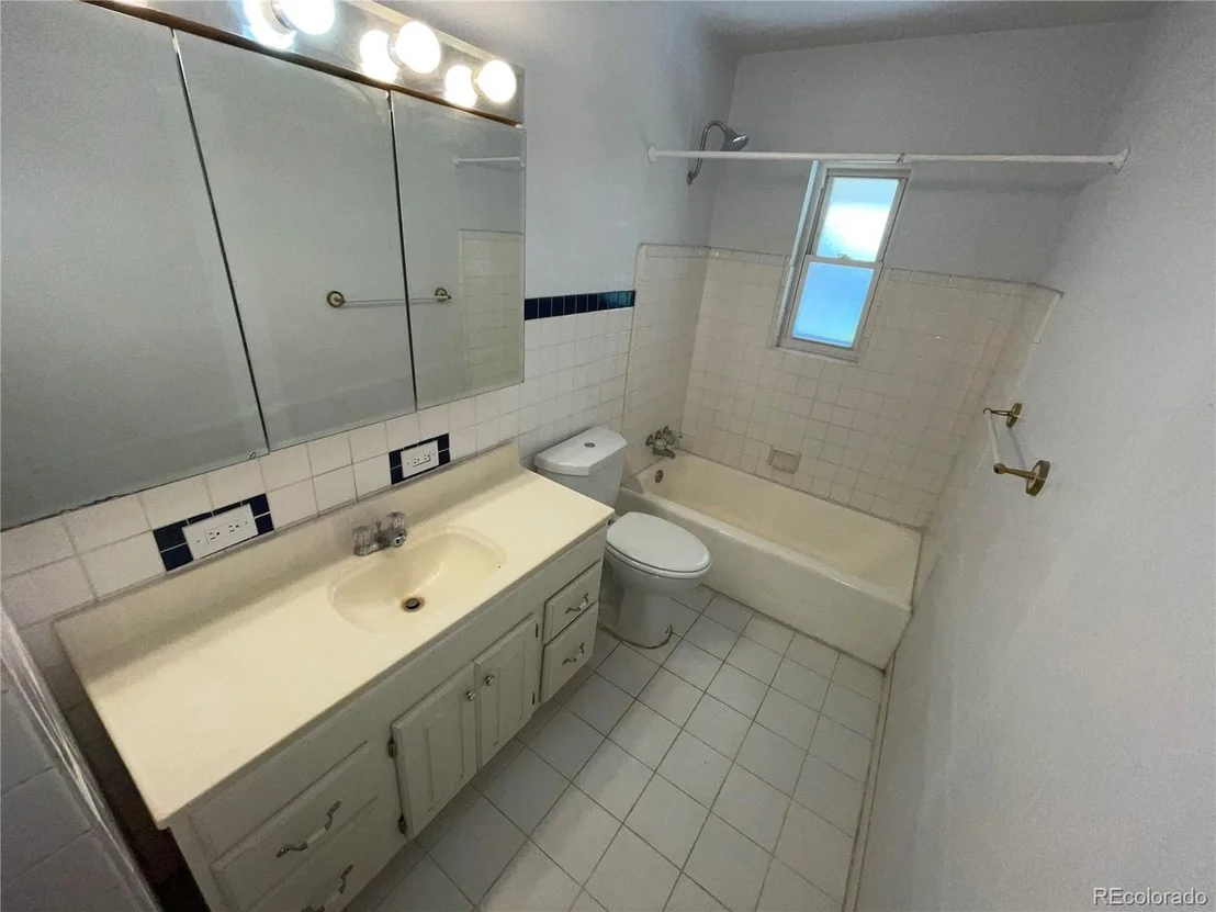 Photo of 1290 Ursula St