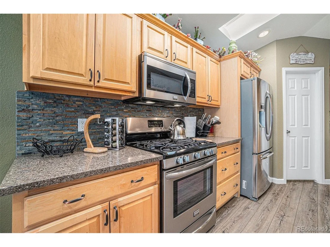 Photo of 445 Skyline Dr