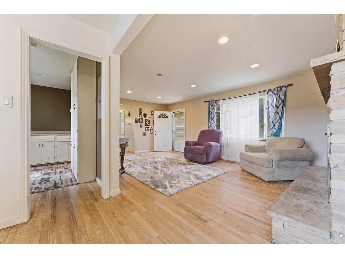 Photo of 2919 Farview Dr