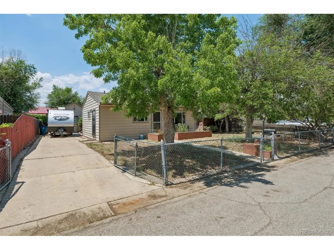 Photo of 5275 Ingalls St