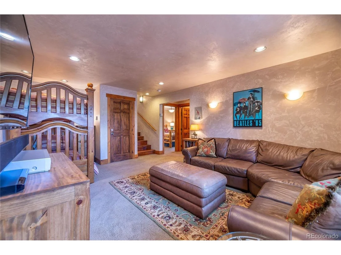 Photo of 432 Bighorn Cir