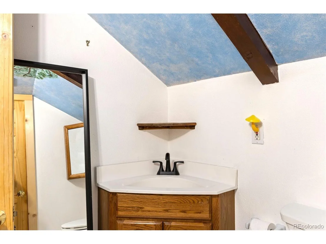 Photo of 23 Moon Dr