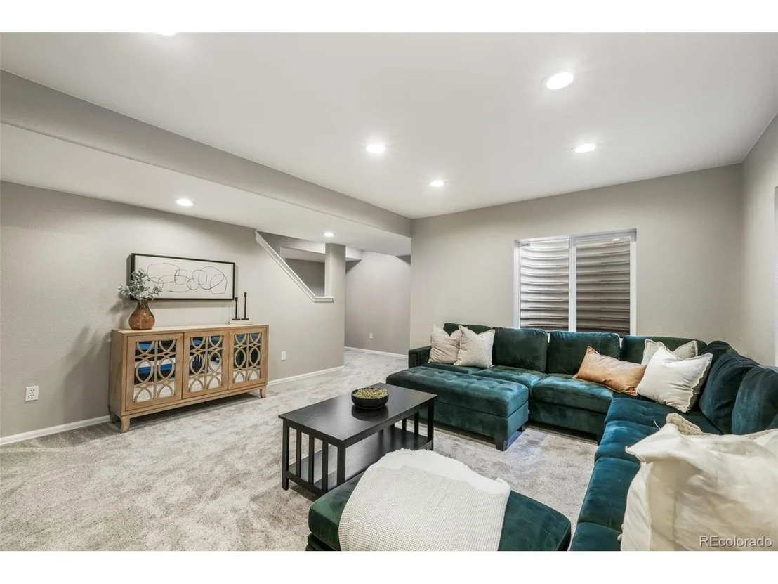 Photo of 16297 Hobson Pl