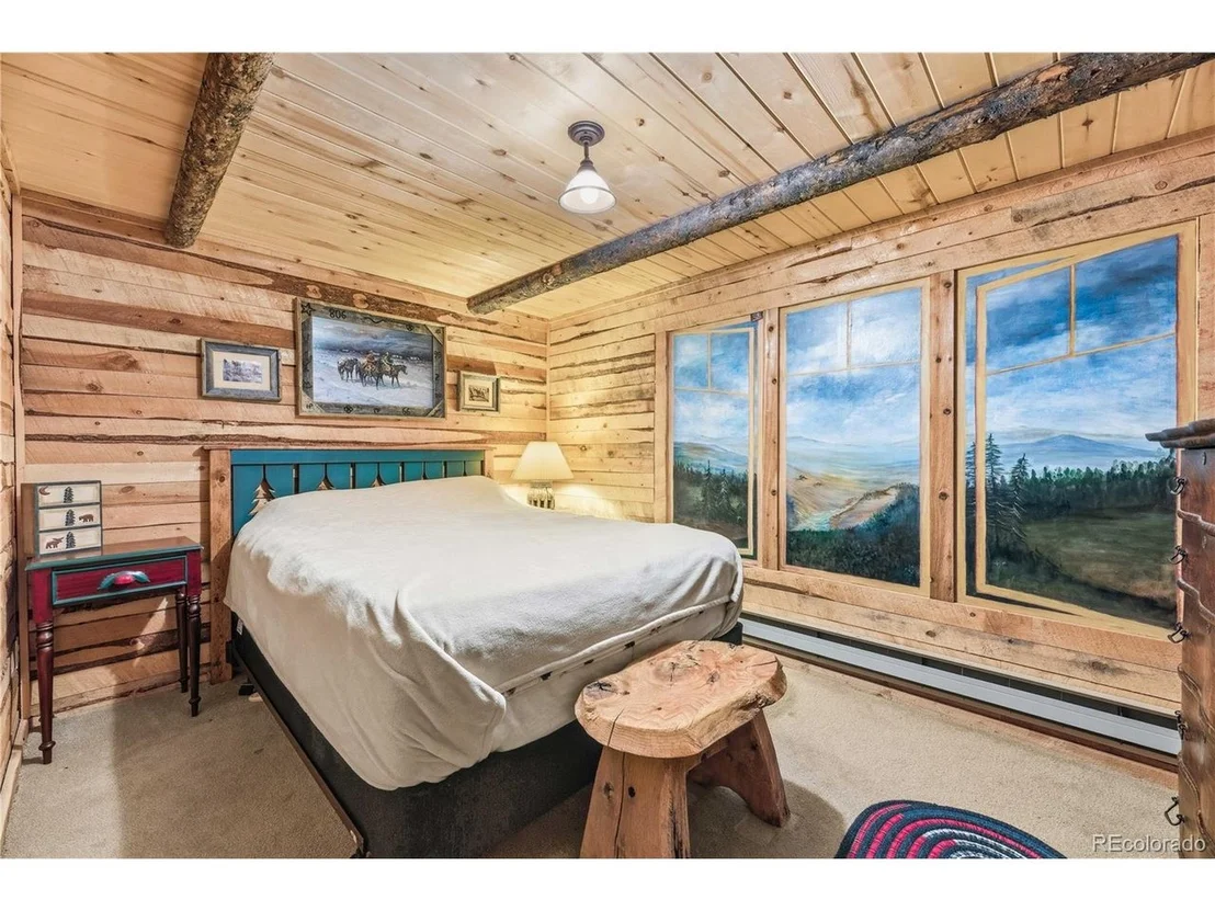 Photo of 1806 Wagon Wheel Rd