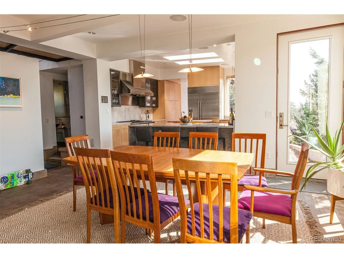 Photo of 4349 Ridge Rd