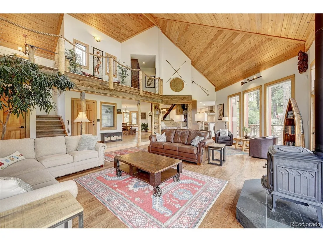 Photo of 6331 Bluebell Ln
