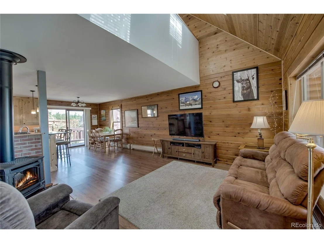 Photo of 653 Vine Rd