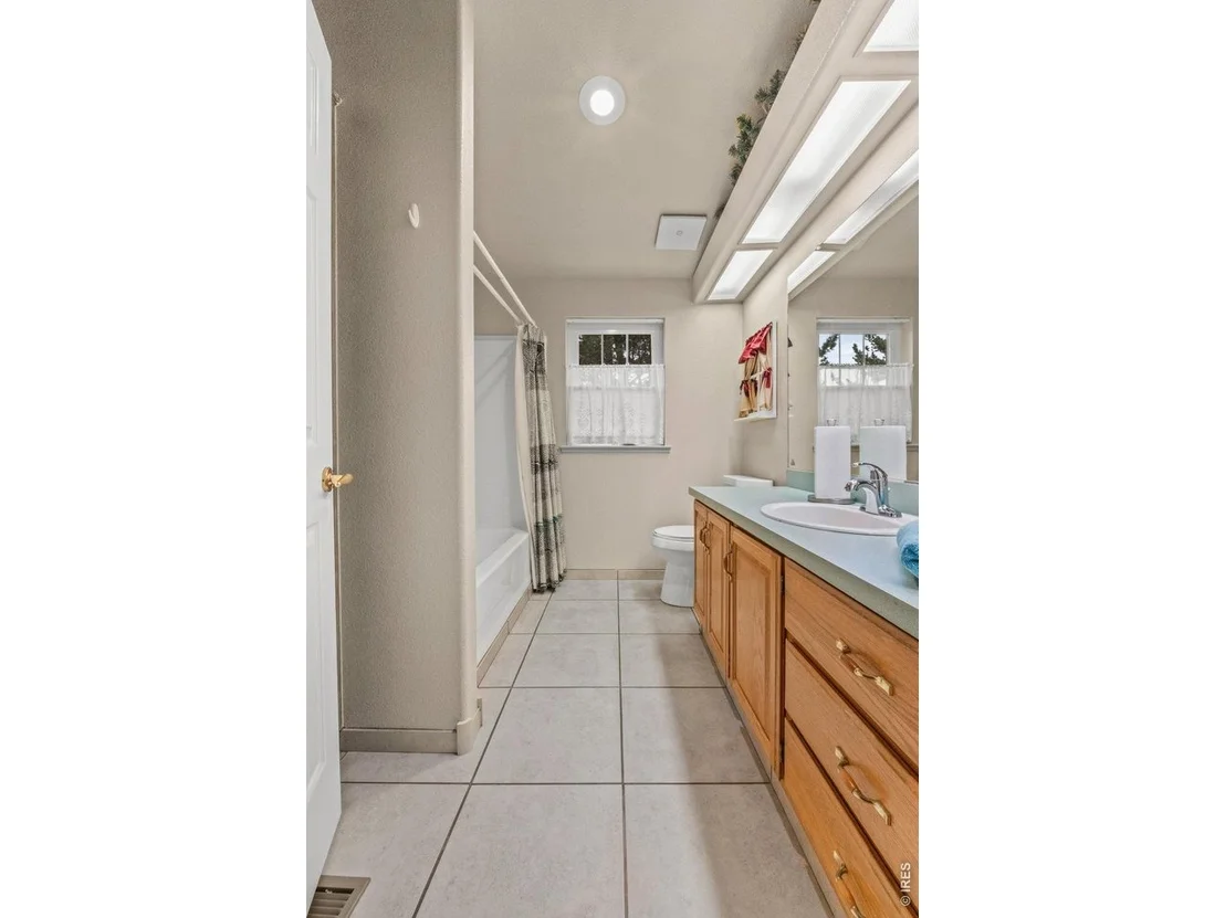 Photo of 17525 County Road 25