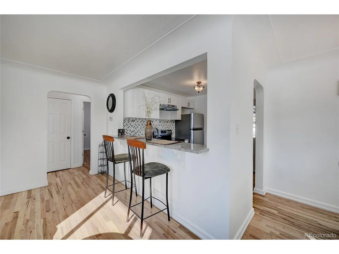 Photo of 3010 Locust St