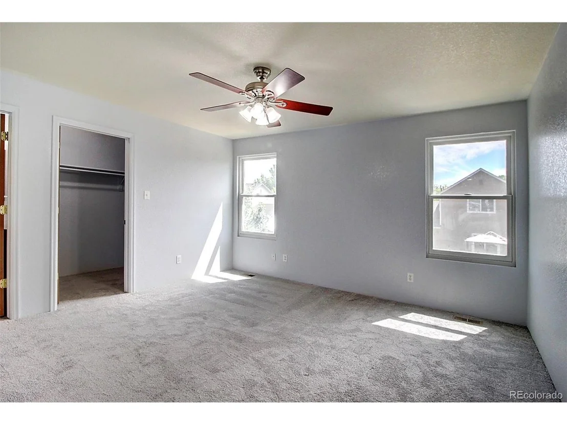 Photo of 6131 Shamrock Cir