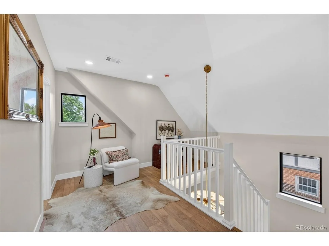Photo of 1120 Monroe St
