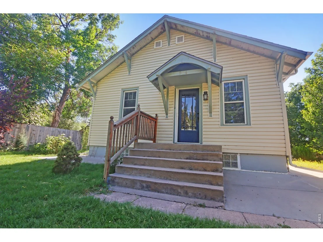 Photo of 914 N Carson St