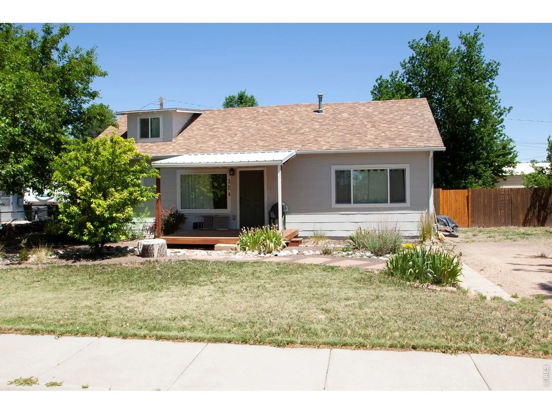 Photo of 324 N 3rd Ave
