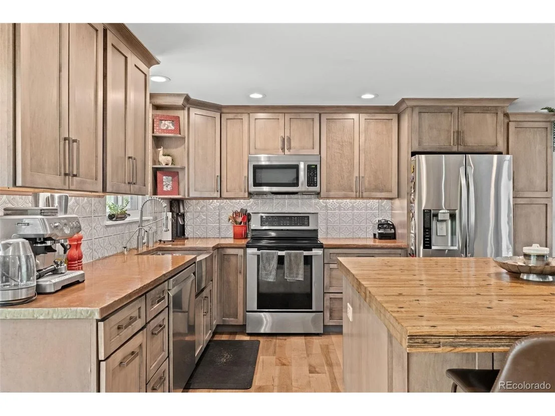 Photo of 5553 Maggie Ln