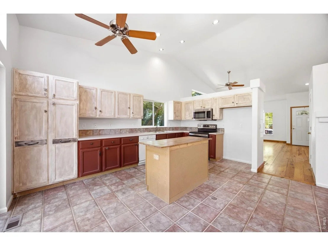 Photo of 726 Nelson Park Dr