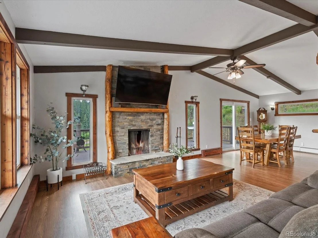 Photo of 27685 Stagecoach Rd
