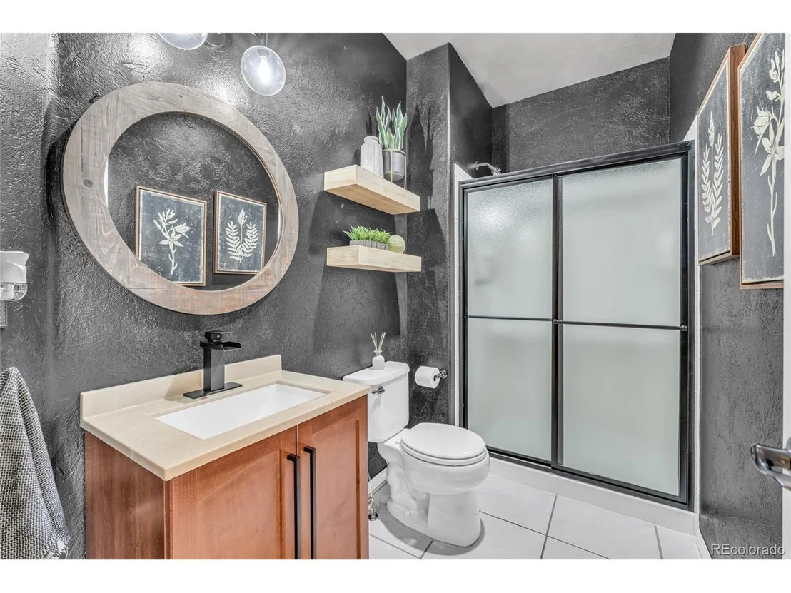 Photo of 9856 Glenstone Trl