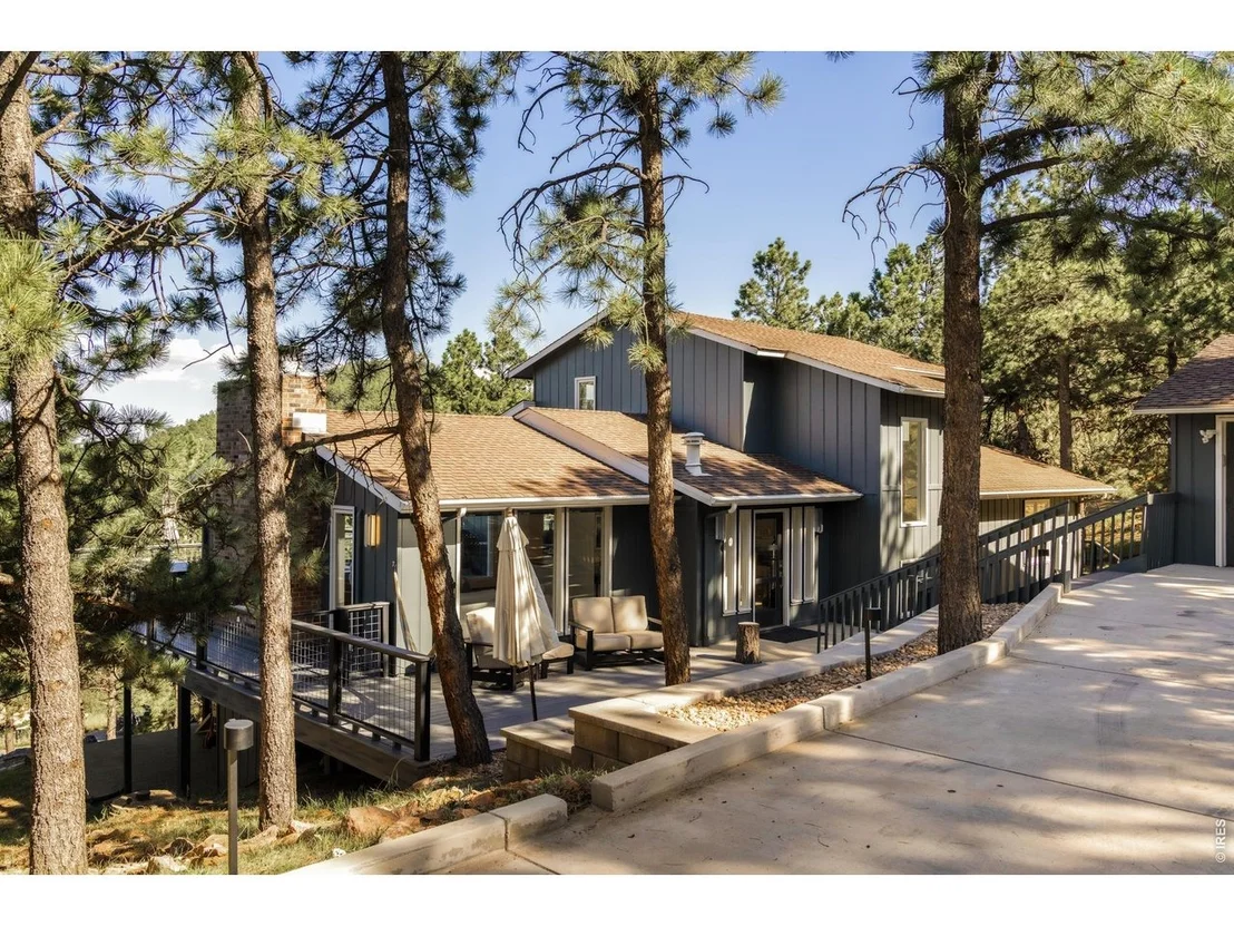 Photo of 252 Pine Tree Ln