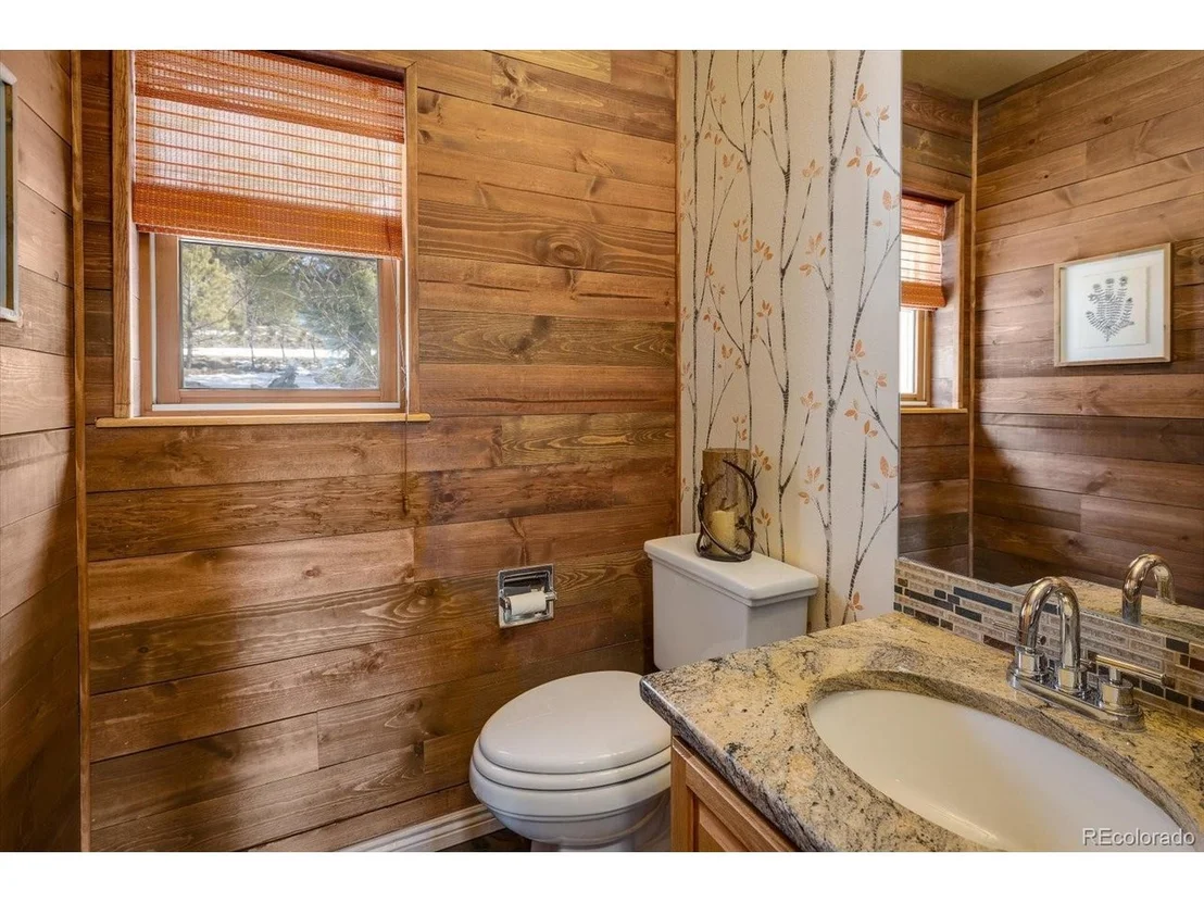 Photo of 261 Evergreen Rd
