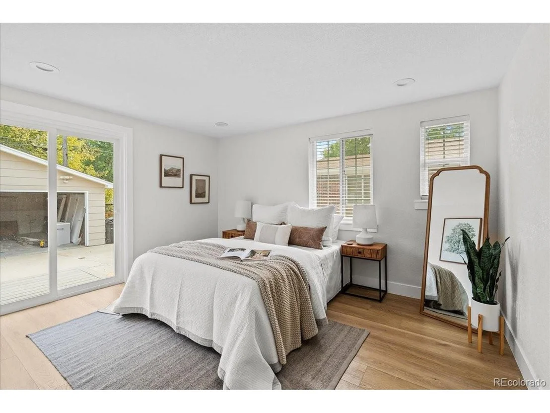 Photo of 5500 Holland Dr