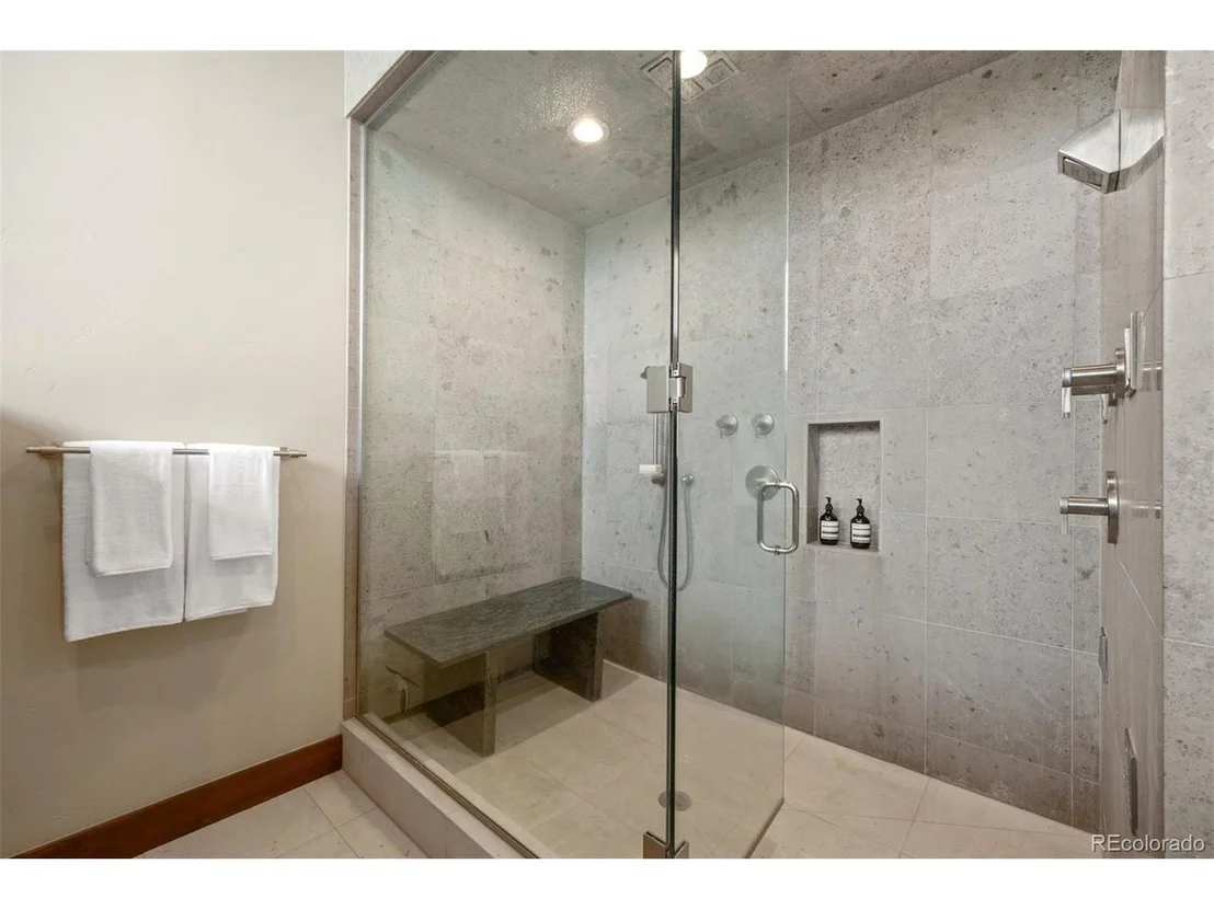 Photo of 2888 Highlands View Rd
