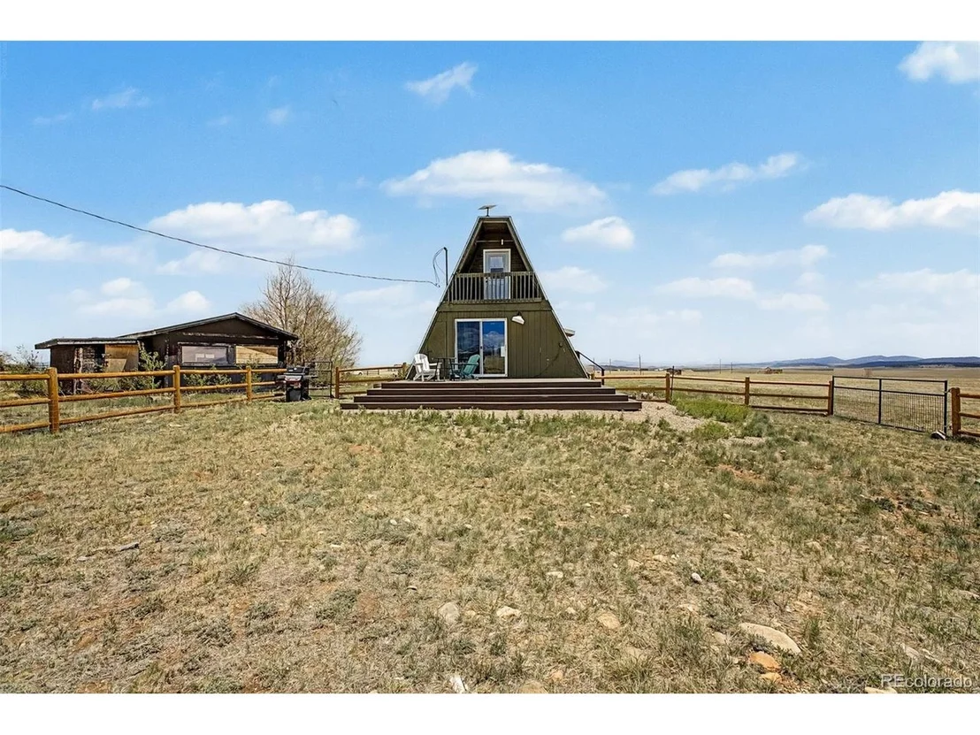 Photo of 1365 Kokanee Rd
