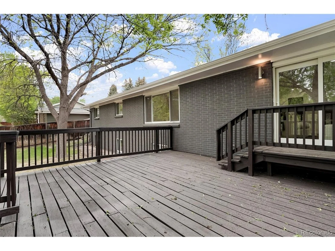 Photo of 3352 Vivian Dr